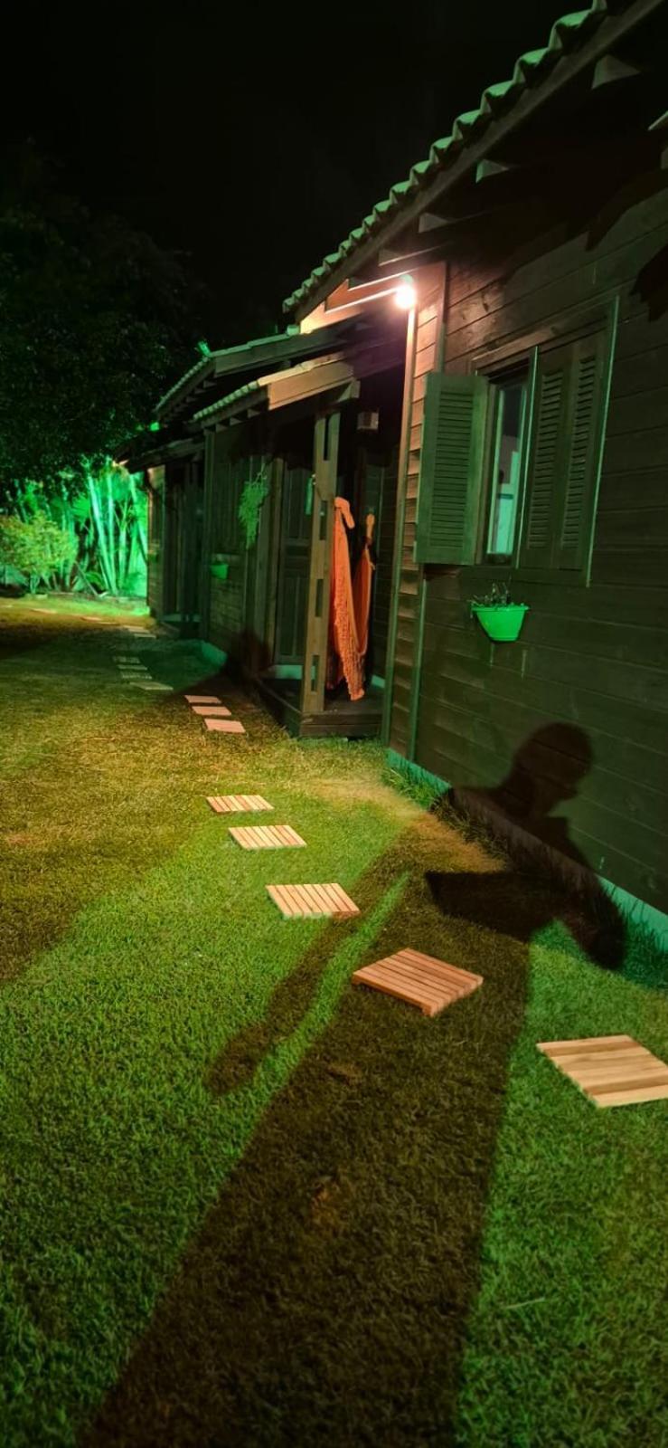 Chale's Zinn - Do Rosa Alojamento de Turismo Selvagem Imbituba (Santa Catarina)